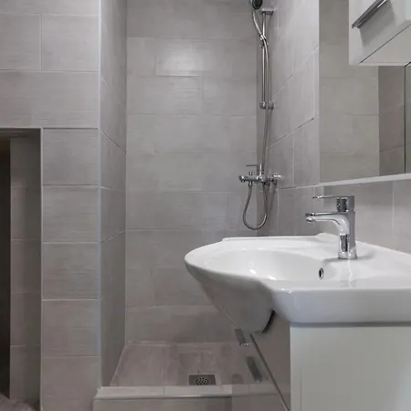 Batala Garden - Comfort One Bedroom With Patio And Garde... 公寓 *